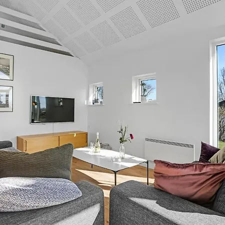 3 Bedroom Beautiful In *