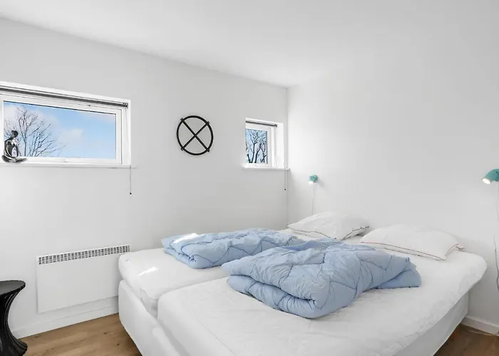 3 Bedroom Beautiful In Allinge-Sandvig