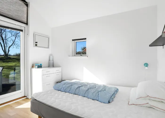 Nyaraló 3 Bedroom Beautiful In *